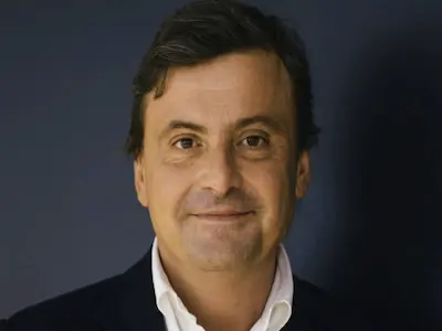 Carlo Calenda raccomanda GrPlatform
